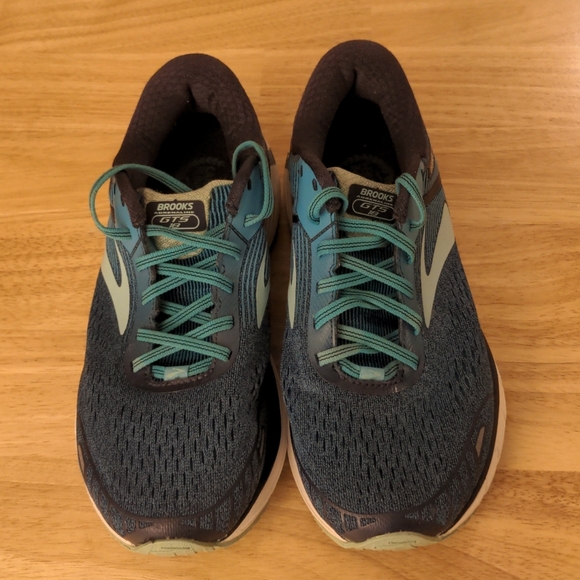 Brooks Adrenaline GTS 18 - Picture 2 of 4